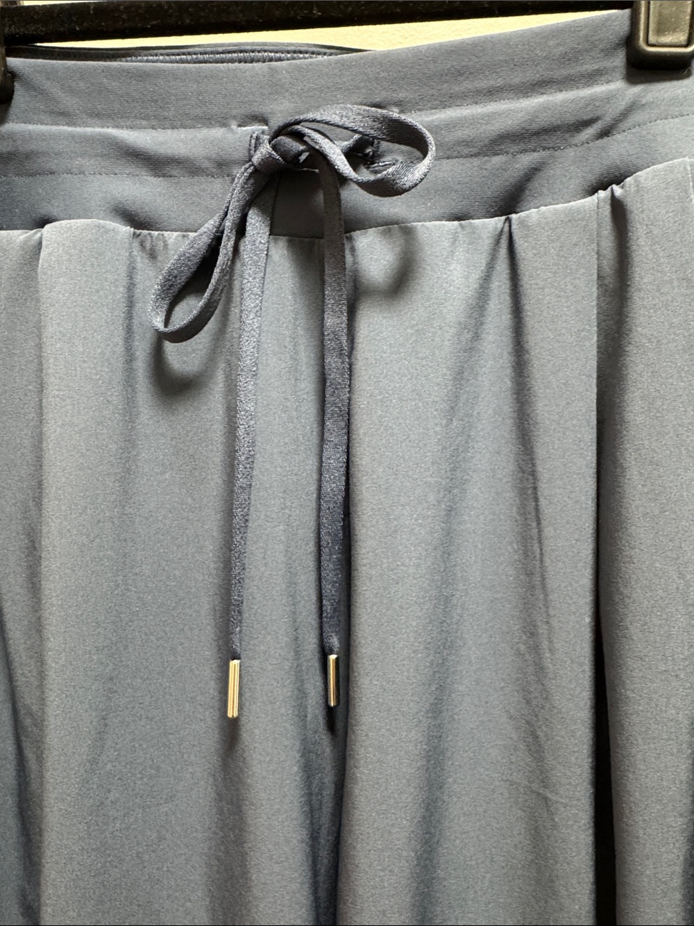 CALIA by Carrie Underwood Wide Leg Drawstring Pants in Slate Blue - Picture 5 of 5